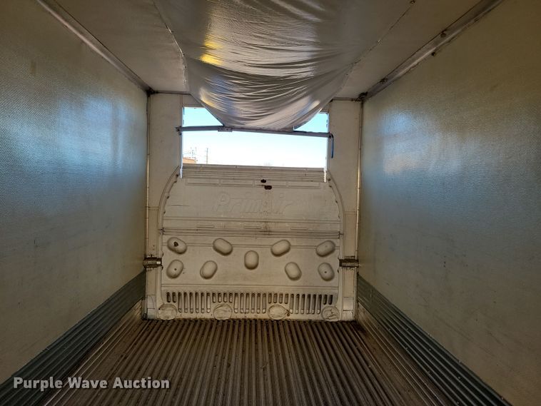 image for item DN4241 2006 Utility 3000R  refrigerated van trailer