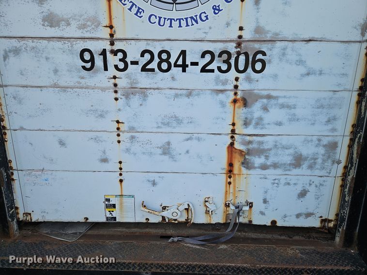 image for item DN7114 2006 GMC C5500  box truck