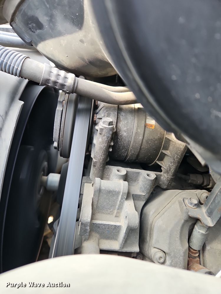 image for item DN7114 2006 GMC C5500  box truck