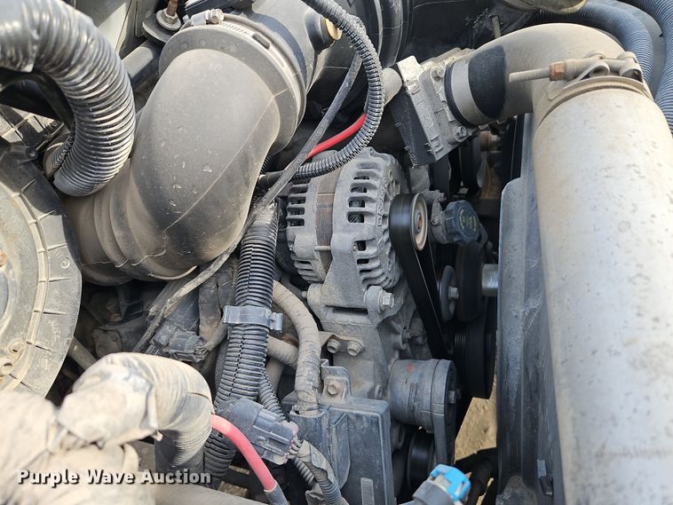 image for item DN7114 2006 GMC C5500  box truck