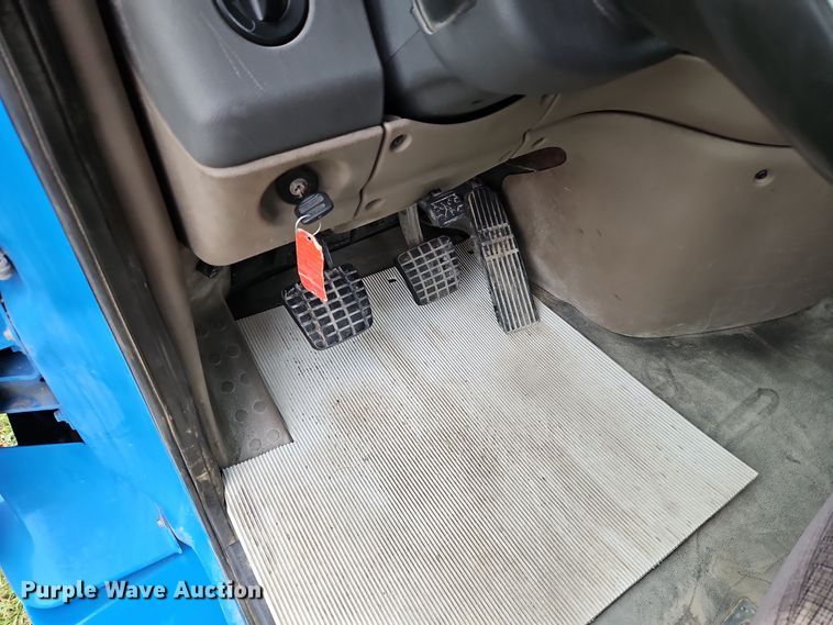 image for item DN7115 2012 Freightliner Cascadia  semi truck