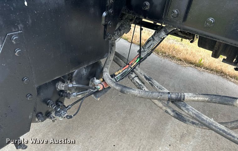 image for item DO5173 2013 Kenworth T800  semi truck