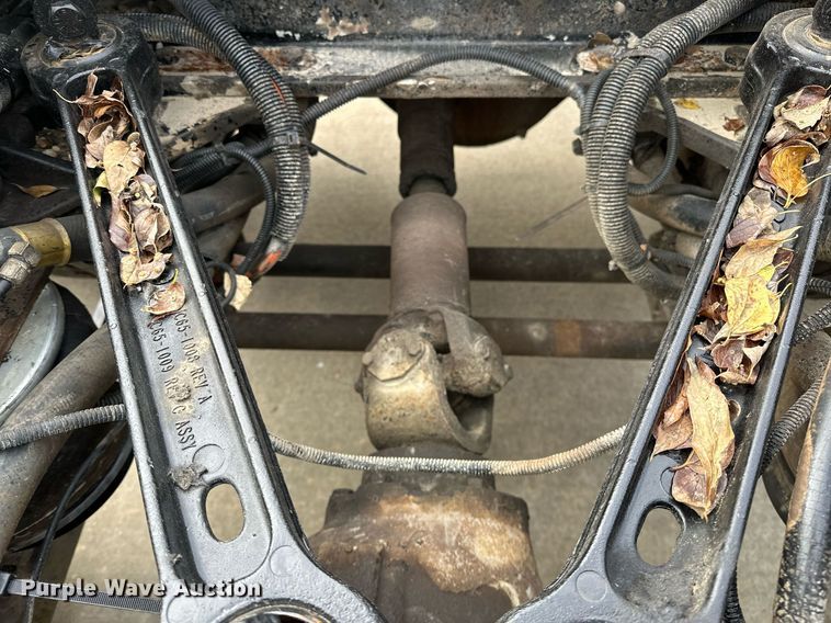 image for item DO5173 2013 Kenworth T800  semi truck