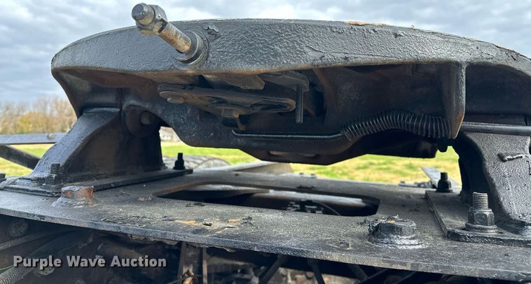 image for item DO5173 2013 Kenworth T800  semi truck