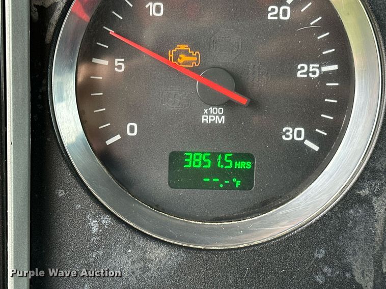 image for item DO5173 2013 Kenworth T800  semi truck