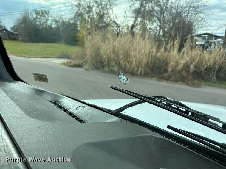 image for item DO5173 2013 Kenworth T800  semi truck