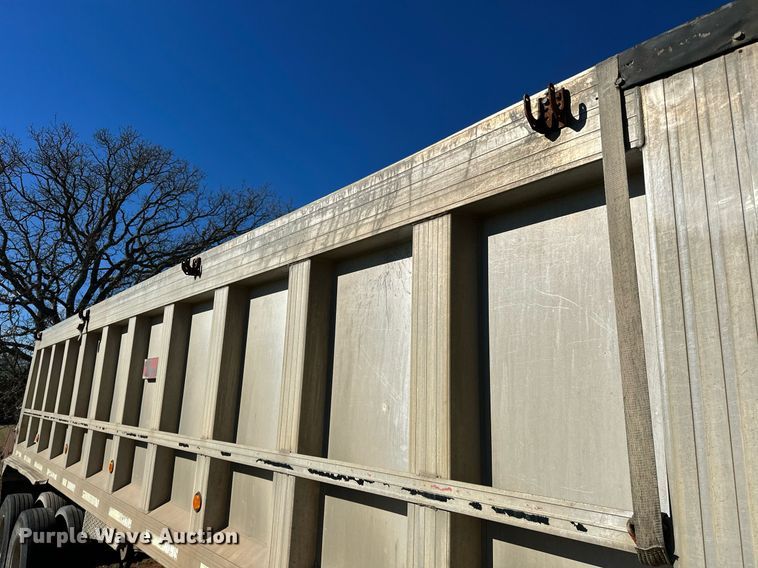 image for item DO5197 2003 Travis S/96  end dump trailer