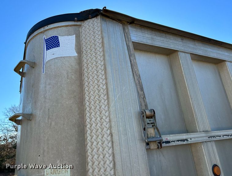 image for item DO5197 2003 Travis S/96  end dump trailer