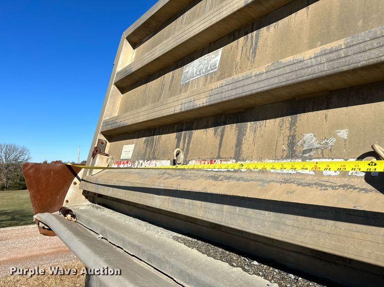 image for item DO5197 2003 Travis S/96  end dump trailer