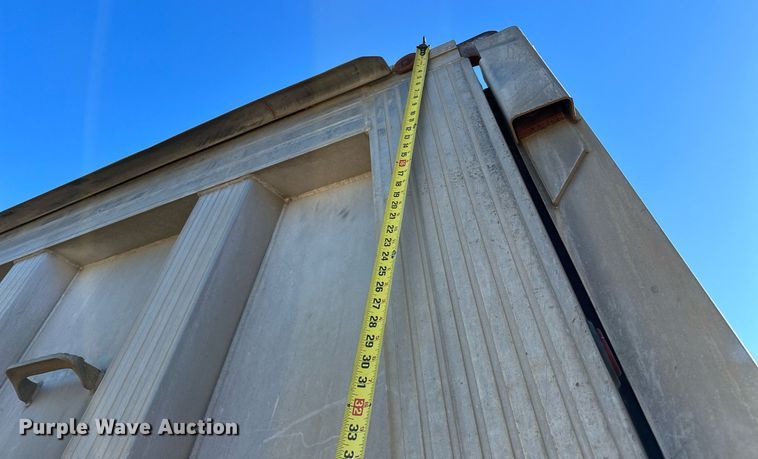 image for item DO5197 2003 Travis S/96  end dump trailer