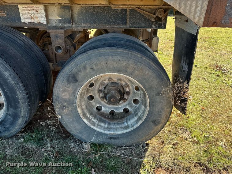 image for item DO5197 2003 Travis S/96  end dump trailer