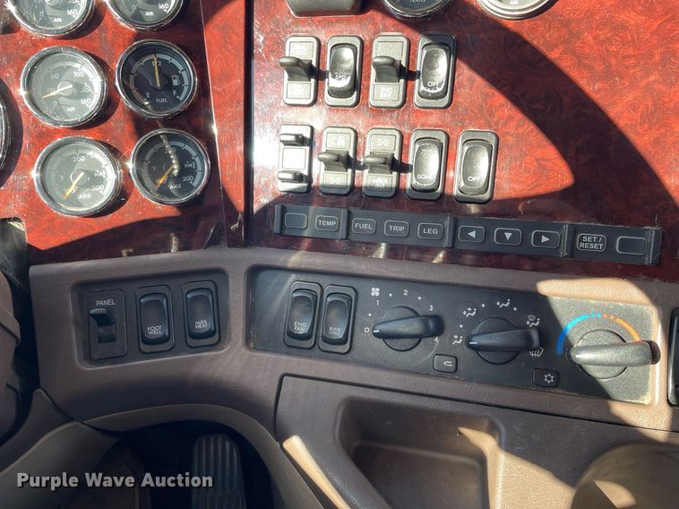 image for item DP0233 2016 Freightliner Coronado  glider kit semi truck