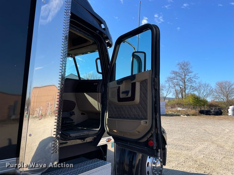 image for item DP0233 2016 Freightliner Coronado  glider kit semi truck