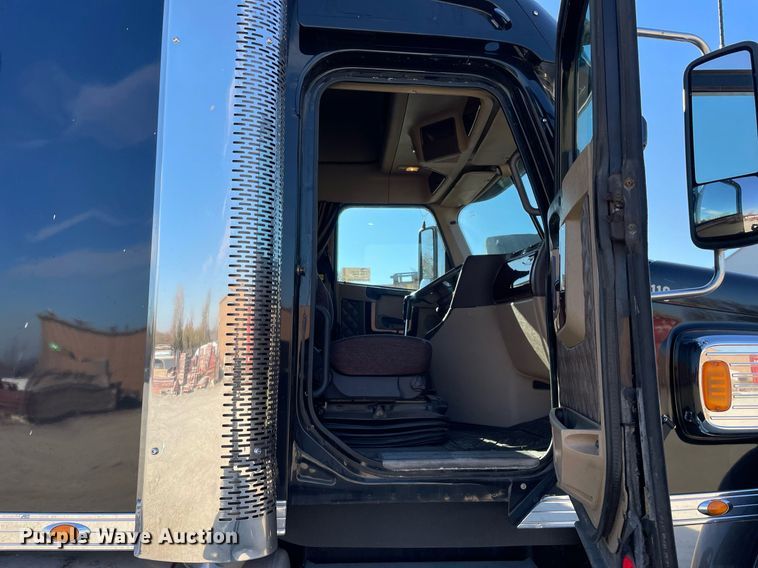 image for item DP0233 2016 Freightliner Coronado  glider kit semi truck