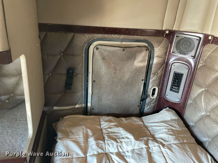 image for item DP0233 2016 Freightliner Coronado  glider kit semi truck