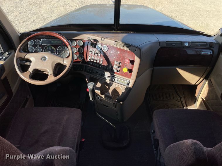 image for item DP0233 2016 Freightliner Coronado  glider kit semi truck