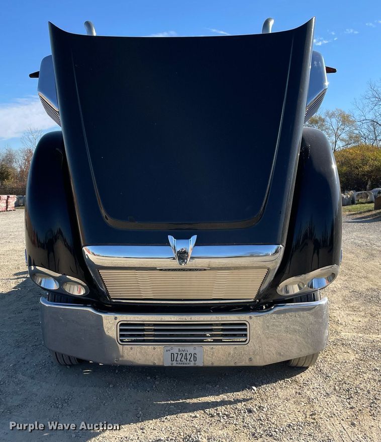 image for item DP0233 2016 Freightliner Coronado  glider kit semi truck