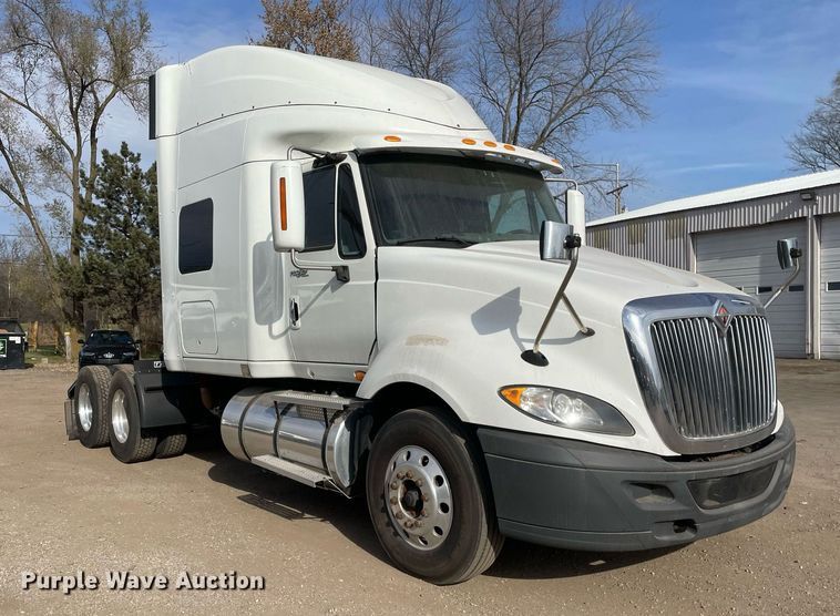 image for item DP0238 2010 International ProStar Premium  semi truck