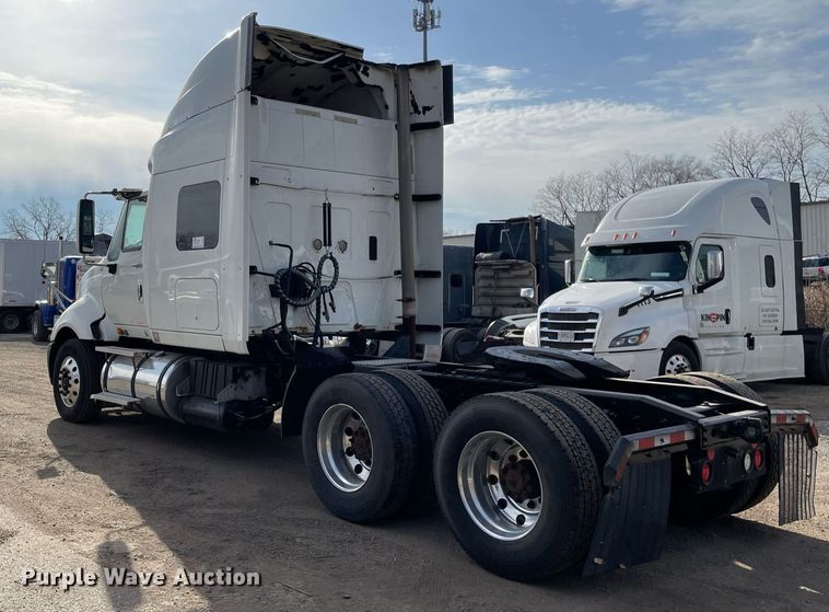 image for item DP0238 2010 International ProStar Premium  semi truck