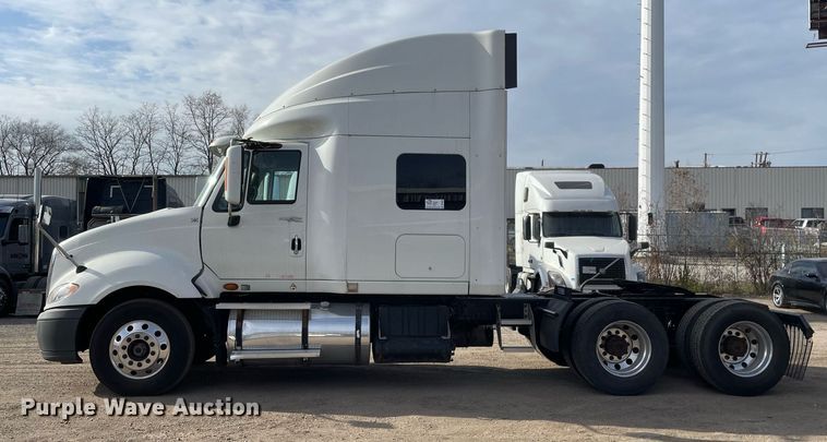 image for item DP0238 2010 International ProStar Premium  semi truck