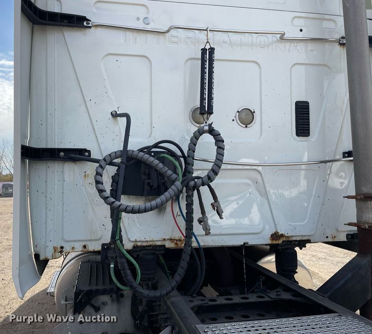 image for item DP0238 2010 International ProStar Premium  semi truck