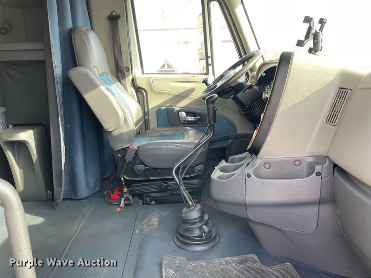 image for item DP0238 2010 International ProStar Premium  semi truck