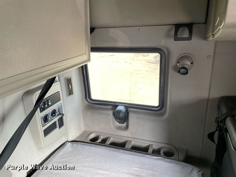 image for item DP0238 2010 International ProStar Premium  semi truck