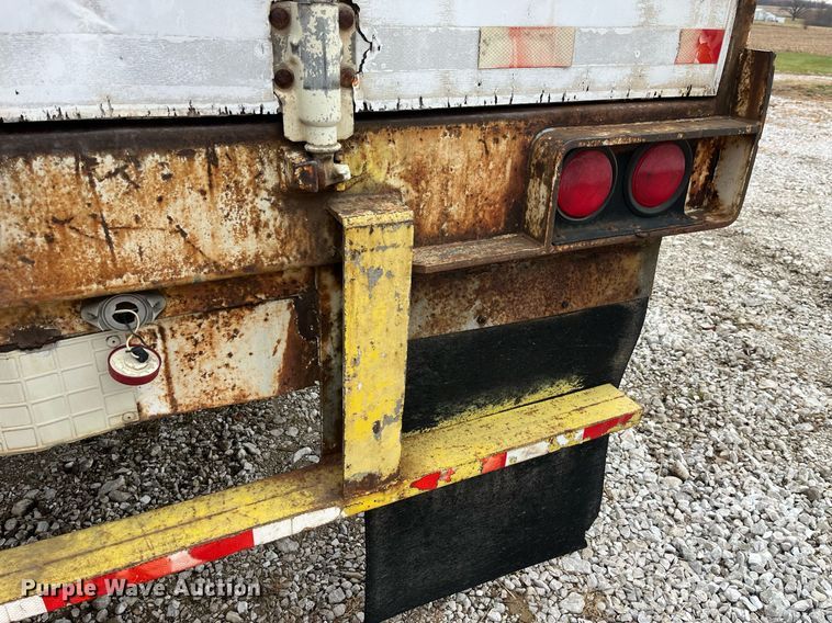 image for item DP2145 1985 Lufkin TFV-IP ST  dry van trailer