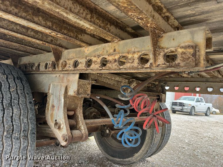 image for item DP2145 1985 Lufkin TFV-IP ST  dry van trailer