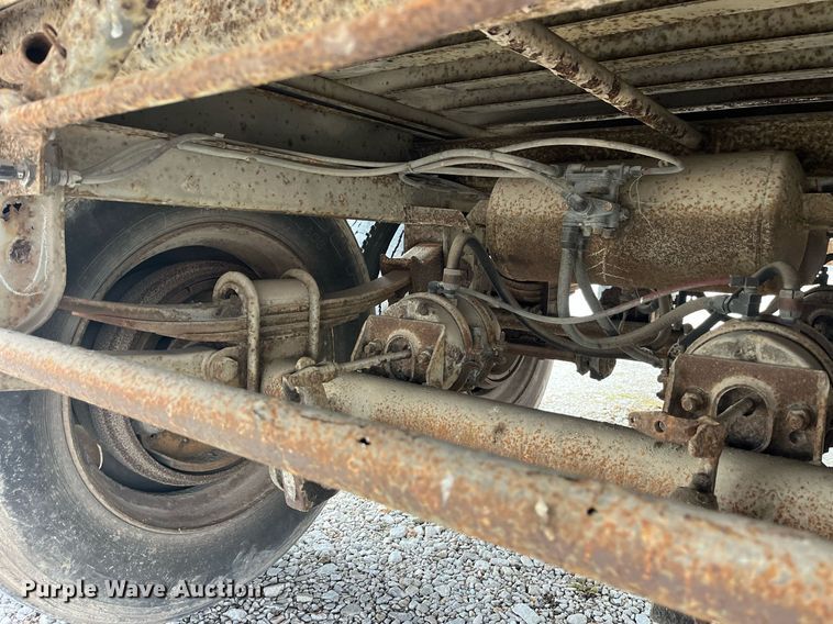 image for item DP2145 1985 Lufkin TFV-IP ST  dry van trailer