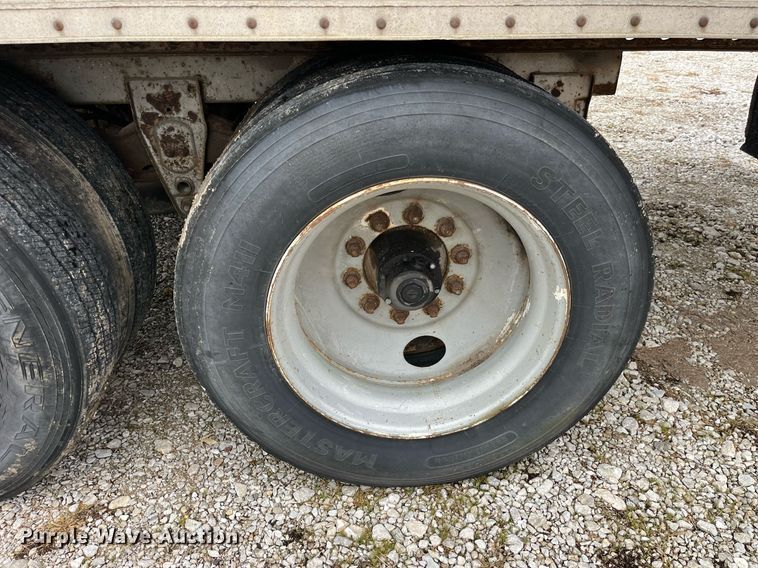 image for item DP2145 1985 Lufkin TFV-IP ST  dry van trailer