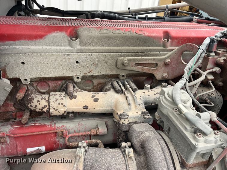 image for item DP2146 2009 Peterbilt 386  semi truck