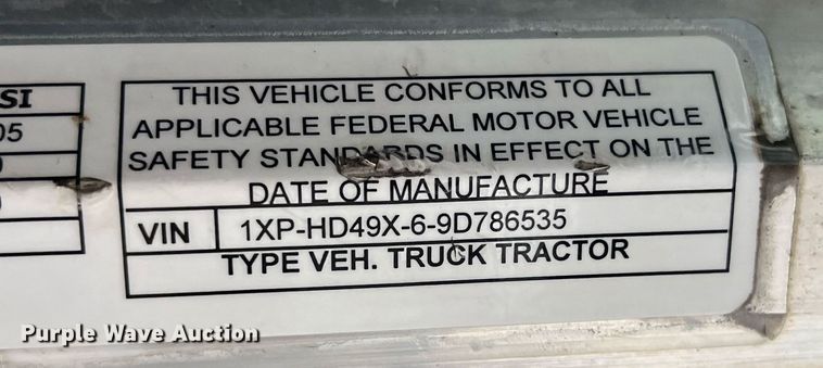 image for item DP2146 2009 Peterbilt 386  semi truck