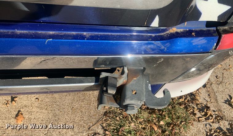 image for item DP8759 2015 Volvo VNL670  semi truck