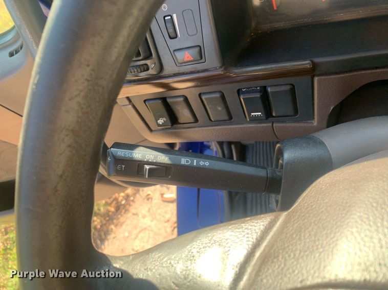 image for item DP8759 2015 Volvo VNL670  semi truck