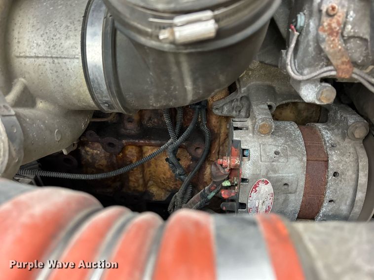 image for item DQ1059 2012 Freightliner Cascadia 125 semi truck