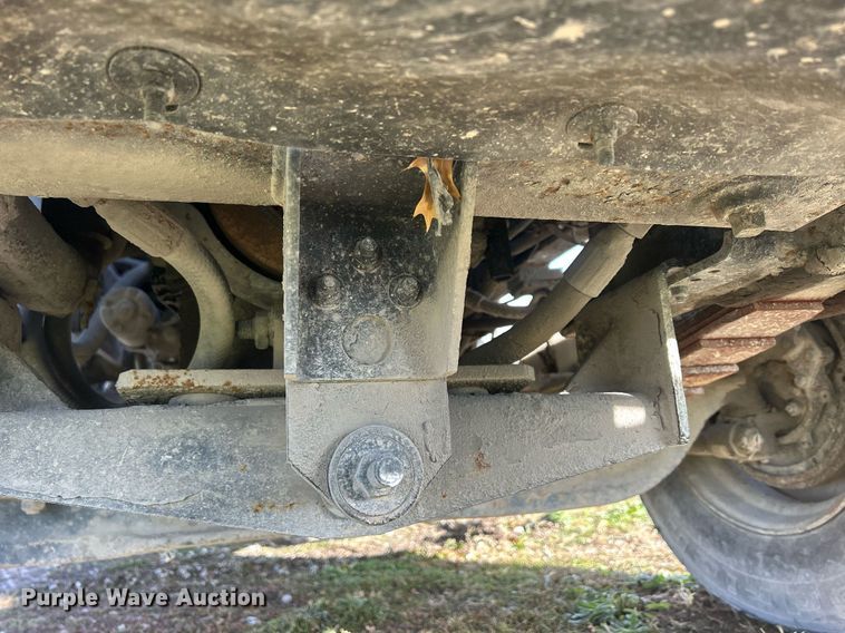 image for item DQ1061 2000 Ottawa YT30  yard truck