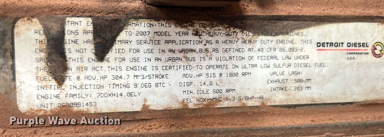 image for item DQ2301 2008 Freightliner FLD  semi truck