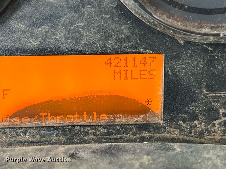 image for item DQ2302 2012 International ProStar 122  semi truck