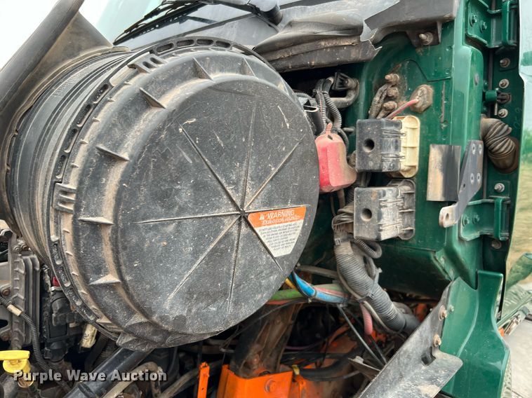 image for item DQ2302 2012 International ProStar 122  semi truck