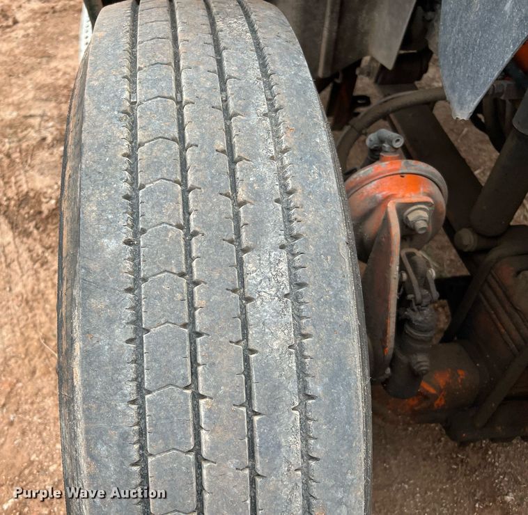 image for item DQ2302 2012 International ProStar 122  semi truck