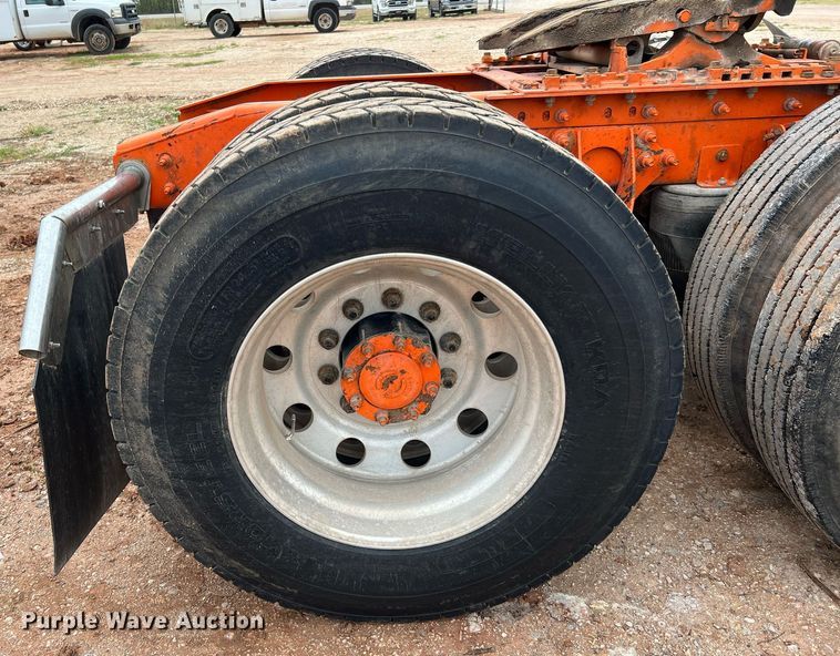 image for item DQ2302 2012 International ProStar 122  semi truck