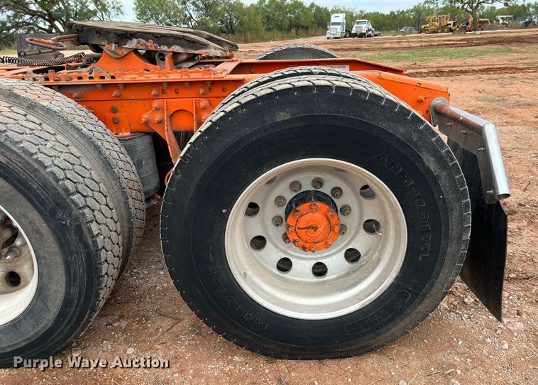 image for item DQ2302 2012 International ProStar 122  semi truck