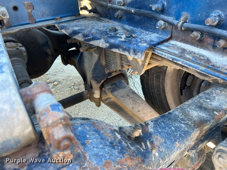 image for item DQ2318 1979 Peterbilt 359  semi truck