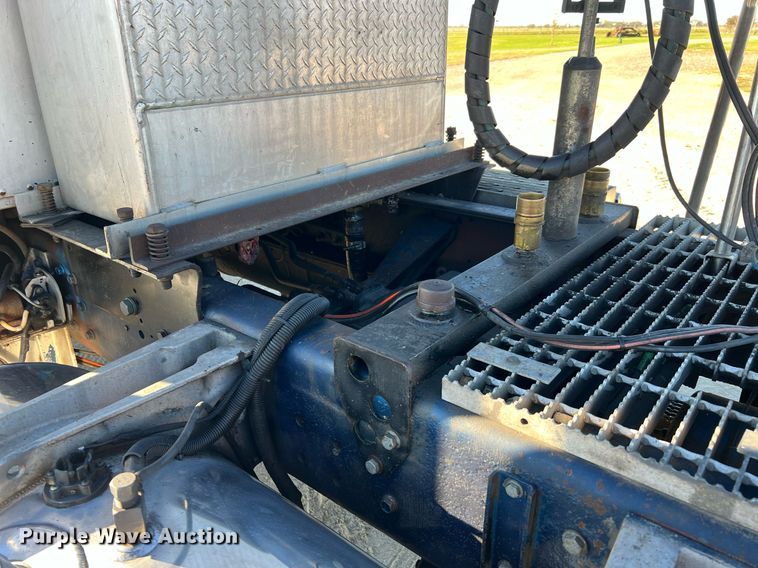 image for item DQ2318 1979 Peterbilt 359  semi truck