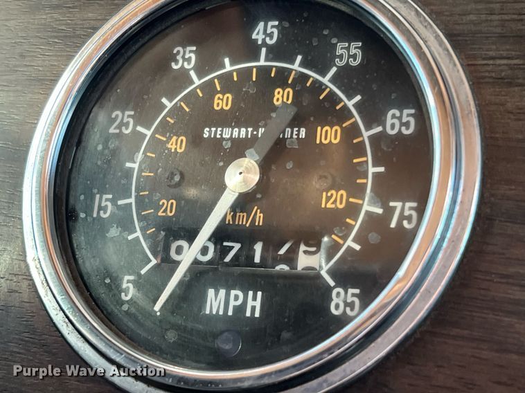 image for item DQ2318 1979 Peterbilt 359  semi truck