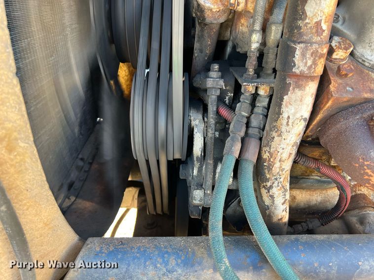 image for item DQ2318 1979 Peterbilt 359  semi truck