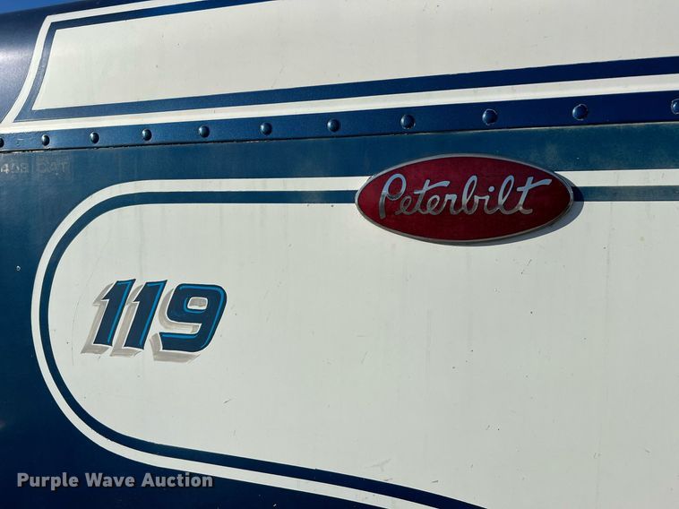 image for item DQ2318 1979 Peterbilt 359  semi truck