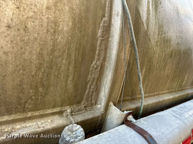 image for item DQ7397 1964 Fruehauf HAC X2  pneumatic dry bulk trailer