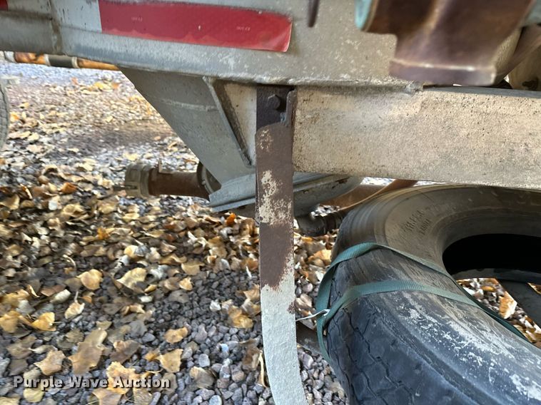 image for item DQ7397 1964 Fruehauf HAC X2  pneumatic dry bulk trailer